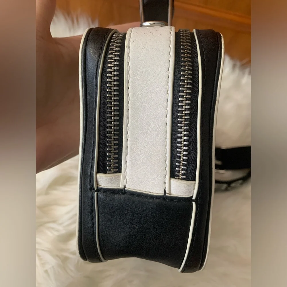 SOLD❌Marc Jacobs Bag Box Crossbody Bag 🖤☑️ SUPER CHEAP - Picture 6 of 16